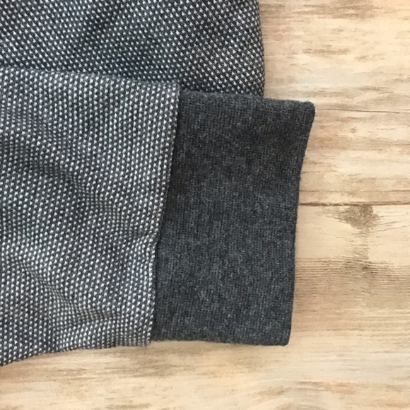 Sovereign Code Men’s Grey Sweater - Picture 5 of 5